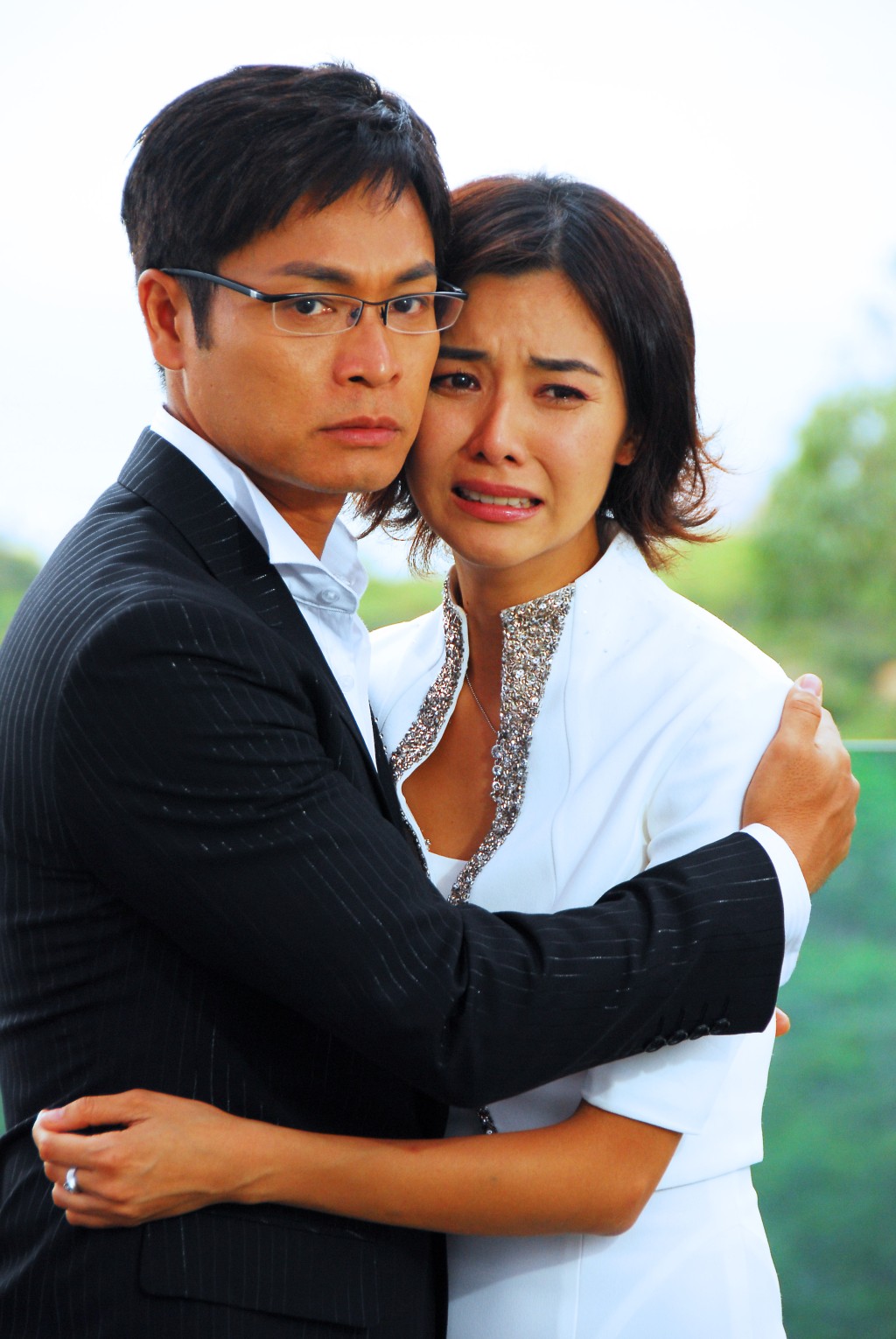 郭晋安与蒙嘉慧在2008年的《与敌同行》合作，开始见到脸颊松弛。