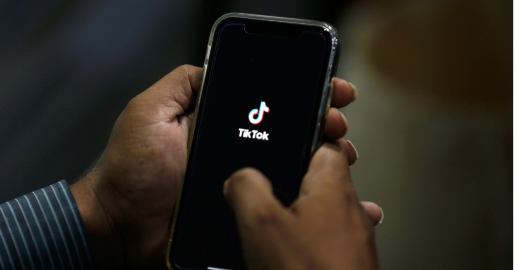 中國的立場是不接受美國這樣掠奪，最起碼是美國公司不能夠控股TikTok。unsplash圖片