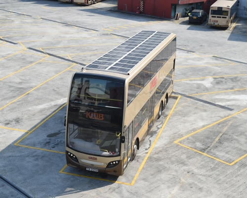 九巴成功研發第二代太陽能發電裝置雙層巴士，可降低車廂温度8至10度。