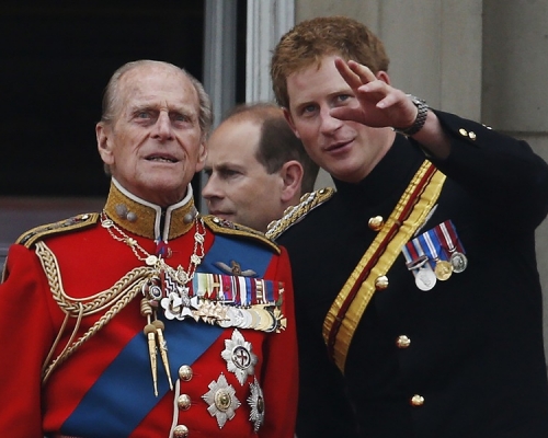 報道指哈里已返抵英國出席爺爺菲臘親王的葬禮。AP