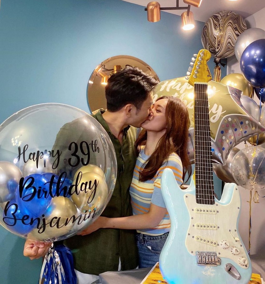 袁伟豪的新歌交由张宝儿填词，共同创作出爱情结晶品。