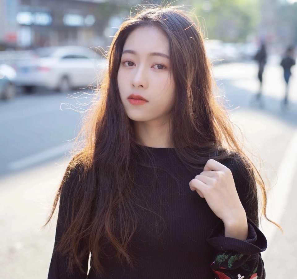 吴柳芳“冠军转型网红”路艰辛。