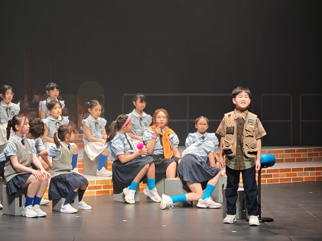 Cris小兒子好有戲。