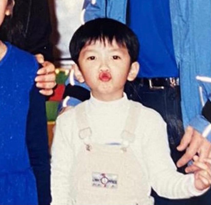 小教主好可愛。