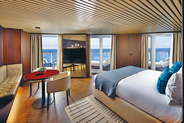船上设有船队引以为傲的The Haven by Norwegian豪华套房专区。