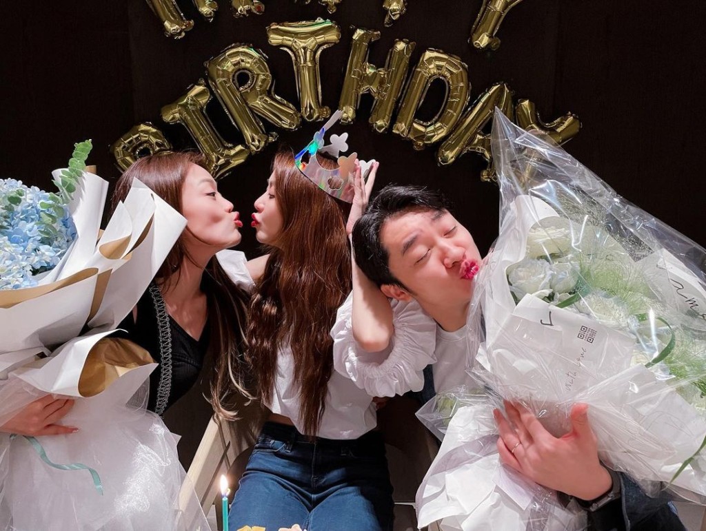Fiona獲祖兒和祖藍為她慶祝40歲生日。