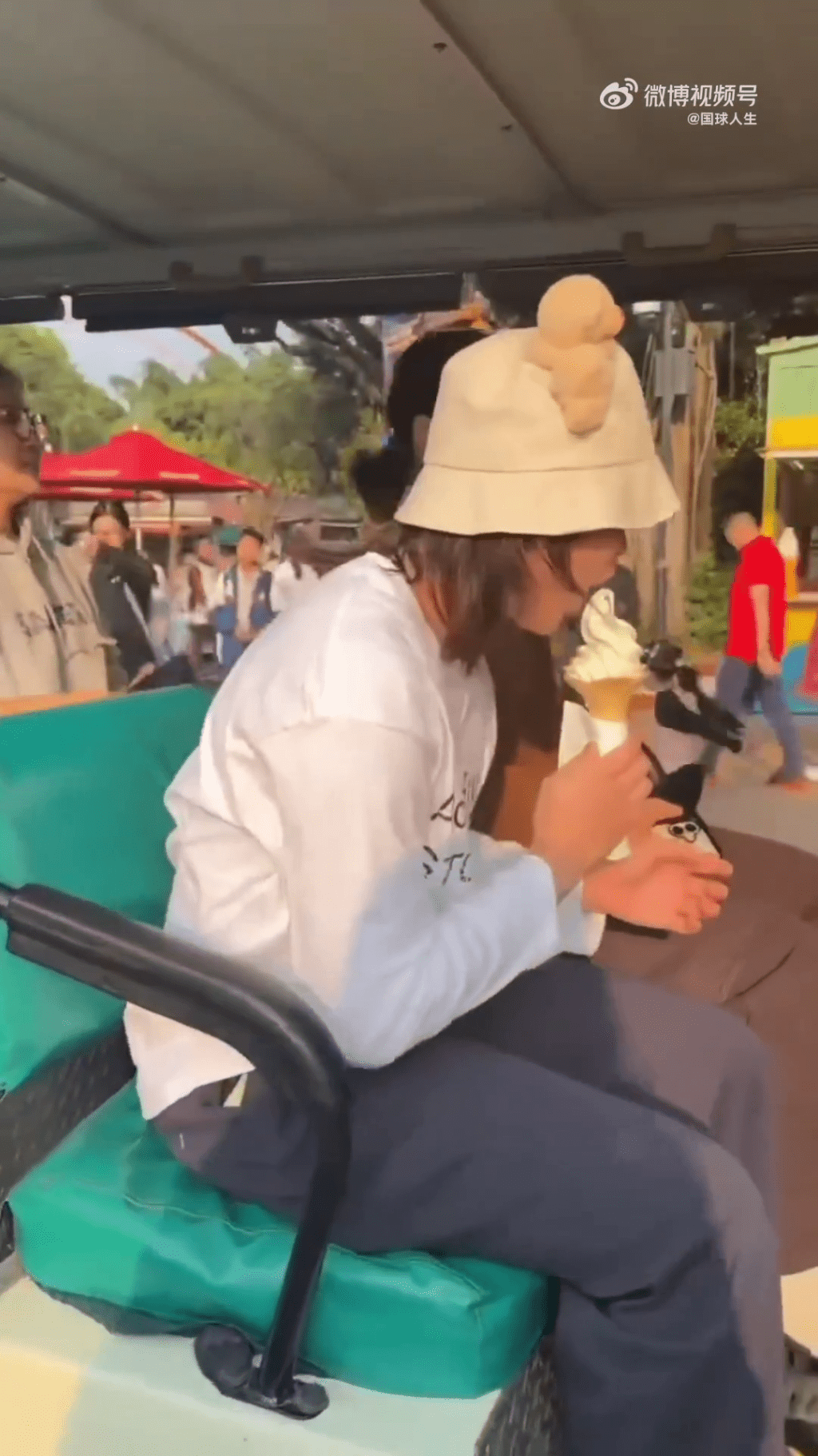 全紅嬋現身長隆。微博@國球人生 全紅嬋現身長隆。微博@國球人生