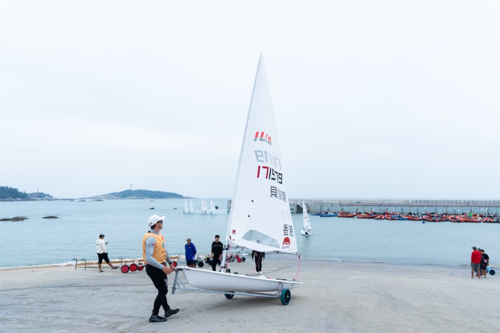 贝俊龙成为港队在今届全运会的首金得主。中国香港帆船运动总会图片 贝俊龙成为港队在今届全运会的首金得主。中国香港帆船运动总会图片