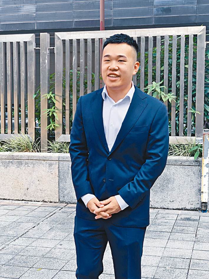 被告杜啟華在一九年沙田新城市廣場衝突中，咬斷警長手指而判囚。