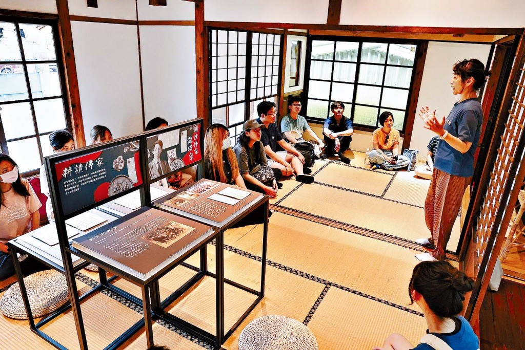 國際學院致力籌辦多元文化及海外學習活動,為同學畢業後的發展作好準備。 國際學院致力籌辦多元文化及海外學習活動,為同學畢業後的發展作好準備。
