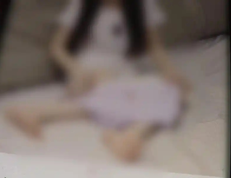 小红书存在大量儿童软色情内容,给未成年用户推送色情擦边小说及图片。 小红书存在大量儿童软色情内容,给未成年用户推送色情擦边小说及图片。