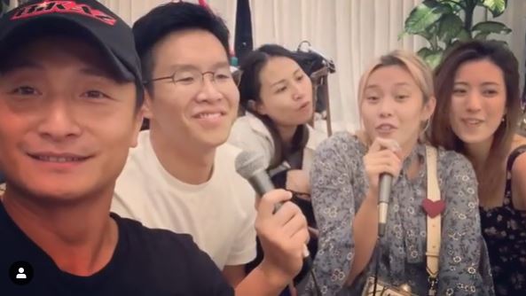 小方昨日去為歐鎧淳慶生,聽壽星唱《終身美麗》。
