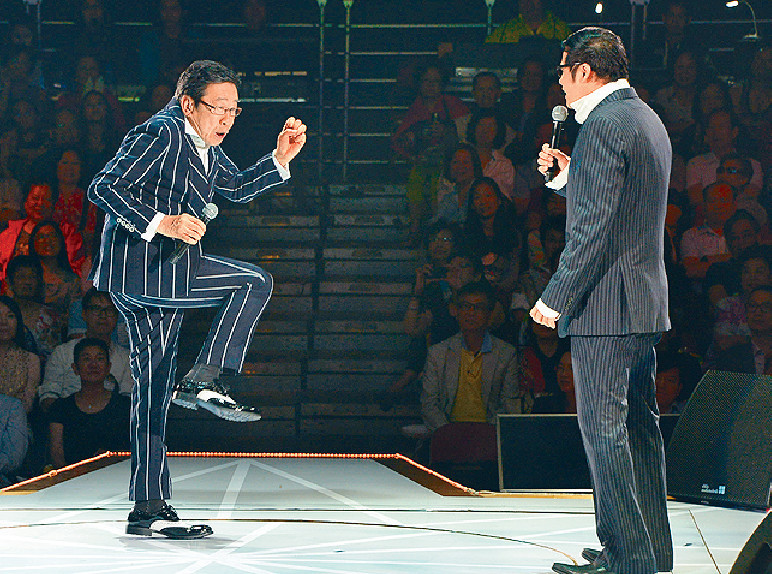 ■修哥好健康，絕對夠體力應付紅館Show，仲揚言會郁兩吓，跳兩步畀觀眾睇。