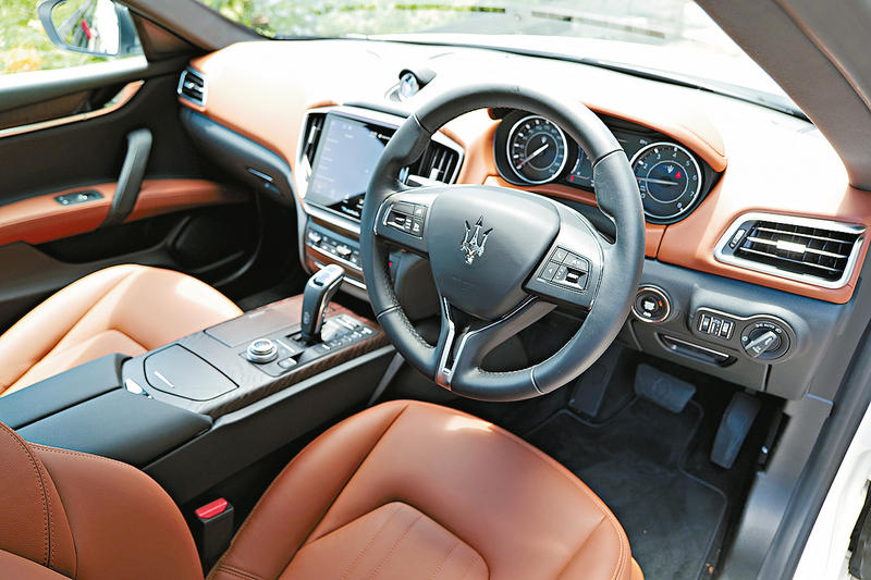 ●車廂格局沒有大變動，雙色皮革包裝為附加項目。