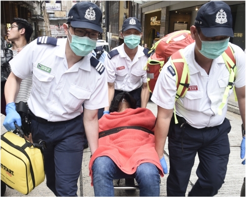 疑犯被捕後送院。資料圖片
