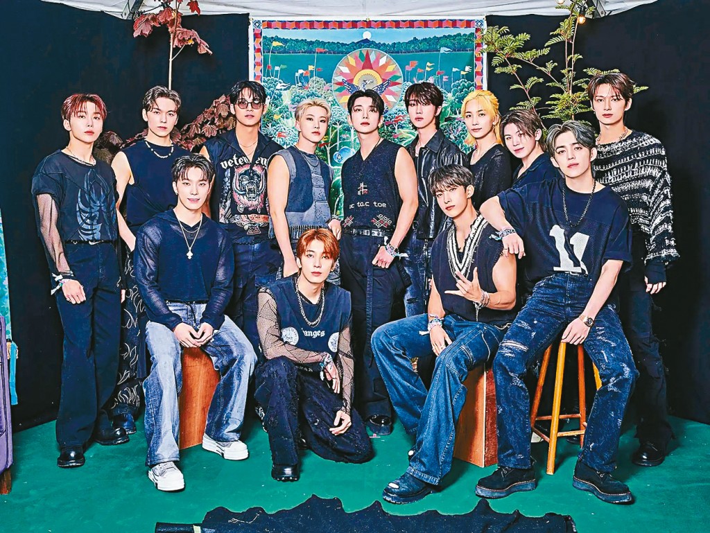 SEVENTEEN目前有6名成員正當兵，包括Mingyu（左四）。