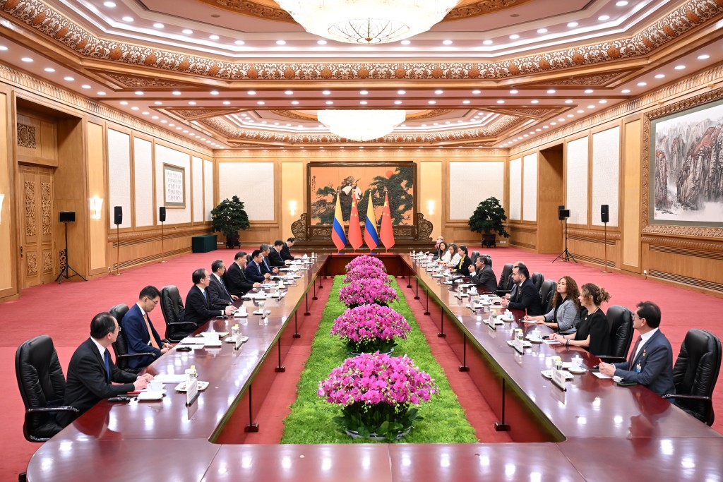 哥倫比亞總統佩特羅在北京出席中拉論壇第四屆部長級會議。新華社