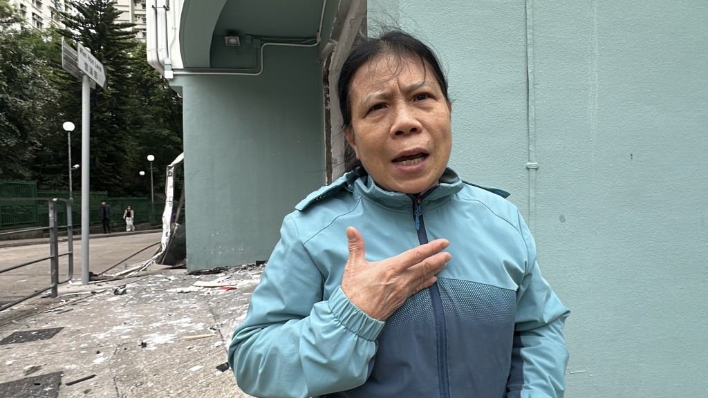 校工張女士憶述事件。 校工張女士憶述事件。