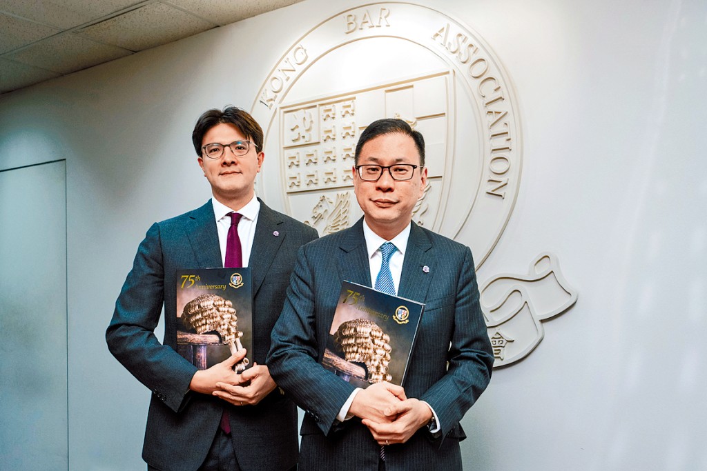 杜淦堃（右）指，本周四競逐大律師公會主席的毛樂禮（左），是他最信任的人。