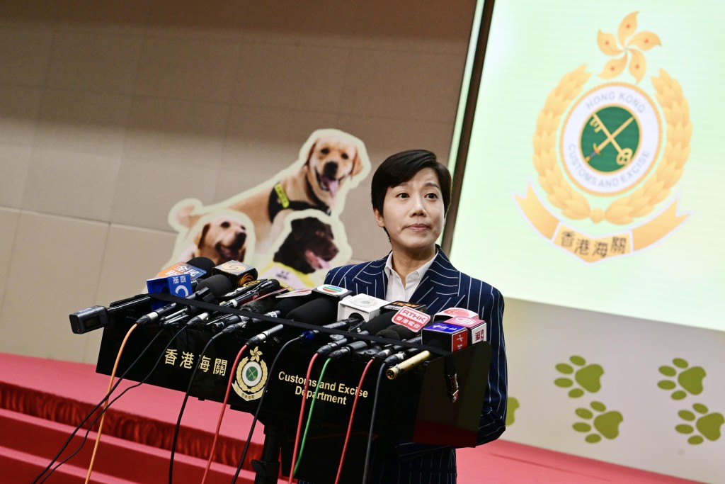 海关关长何佩珊表示，今次活动汇聚全球海关，以及共同制定策略和纲领，提升搜查犬的执法成效。陈极彰摄