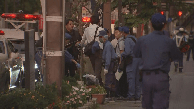 茨城縣水戶市有狂徒當街亂斬途人，警方到場調查。@XiongmuC73878/X