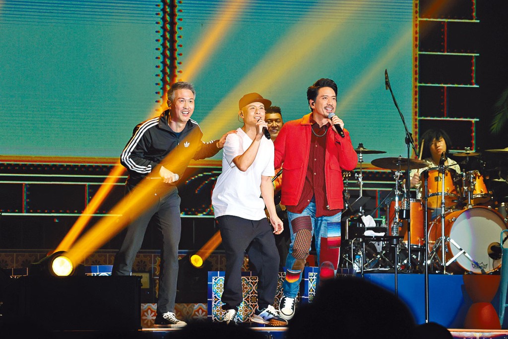 Swing合体做嘉宾，成员Eric Kwok和Jerald陪侧田high爆全场。