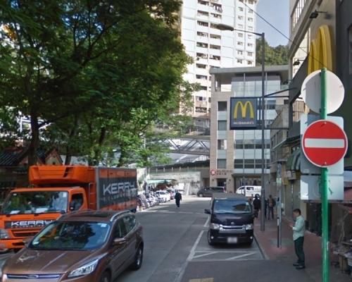 筲箕灣東大街東輝大廈麥當勞。網圖