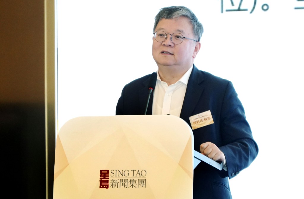 香港科技大學首席副校長郭毅可教授以「香港高校學科趨勢–從港科大看人工智能與跨學科優勢」為題演講。