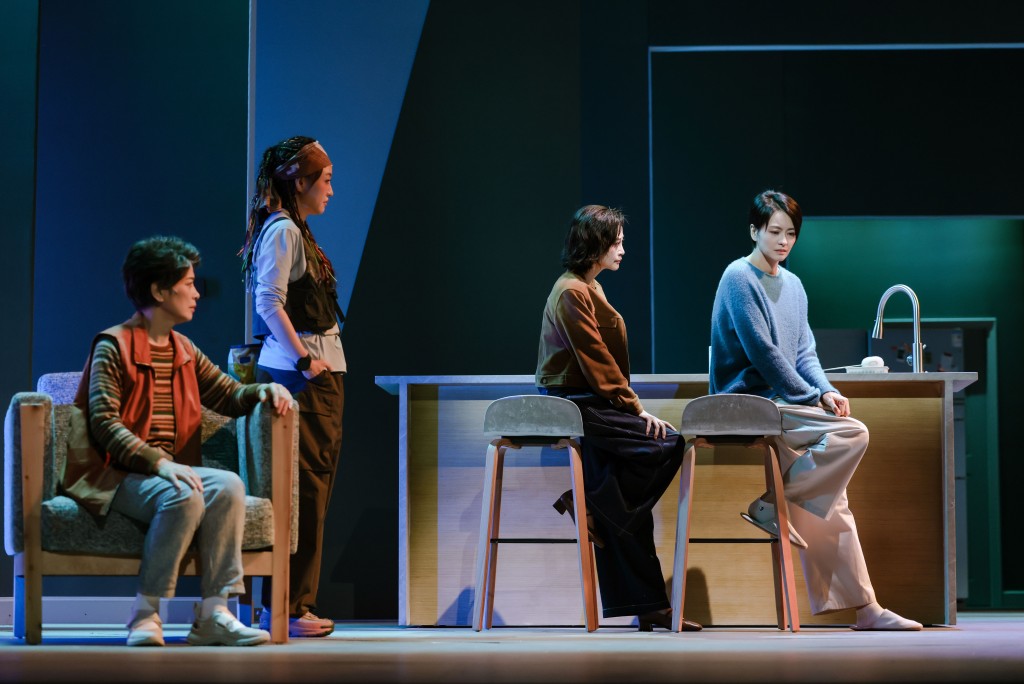 演出順利。