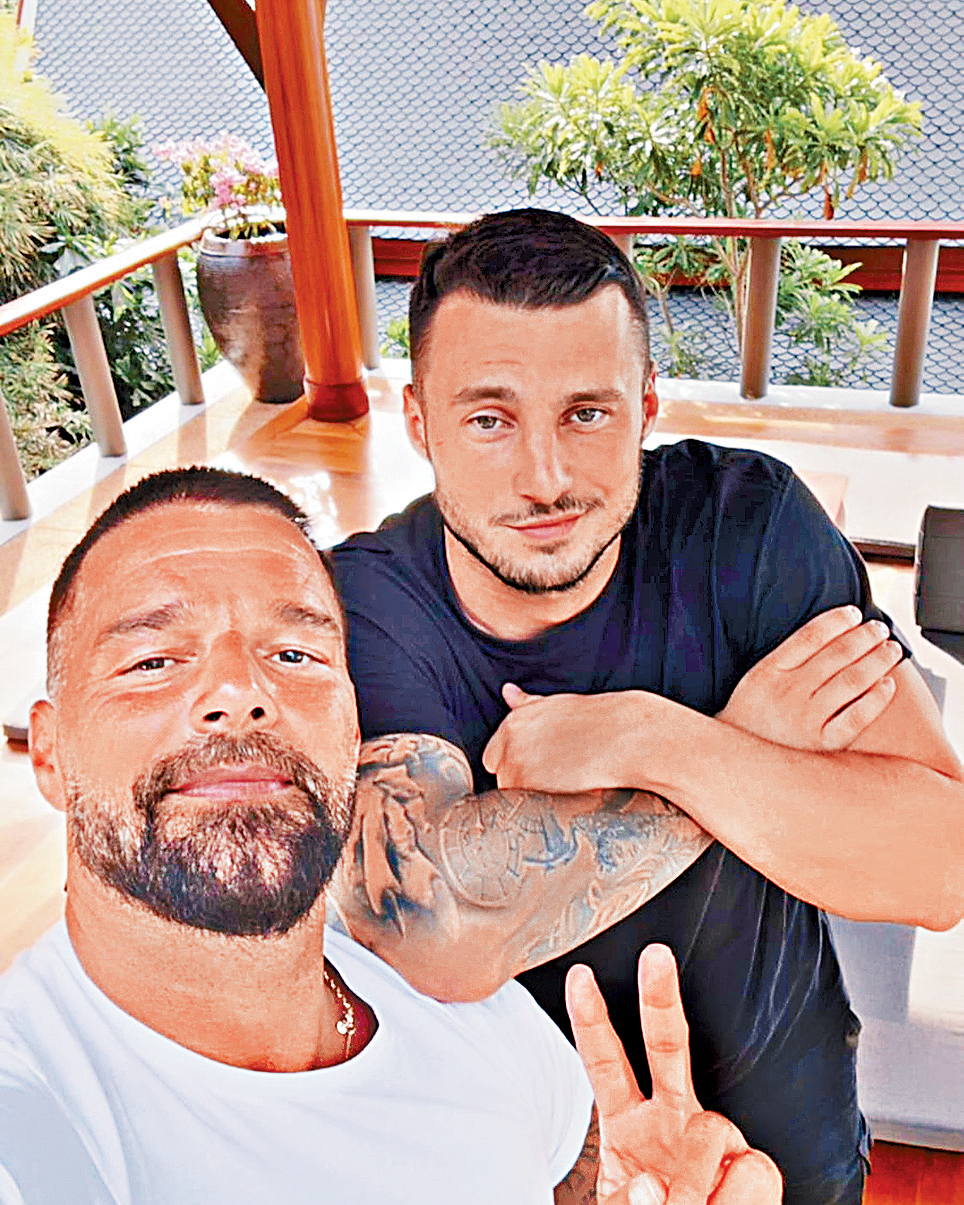 拉丁同志歌手Ricky Martin(左),疑與「小三」兼GV男優Max Barz公開戀情。