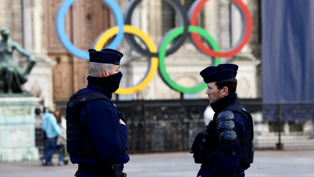 巴黎奥运将于7月26日开幕，恐袭风险一直备受关注。 路透社