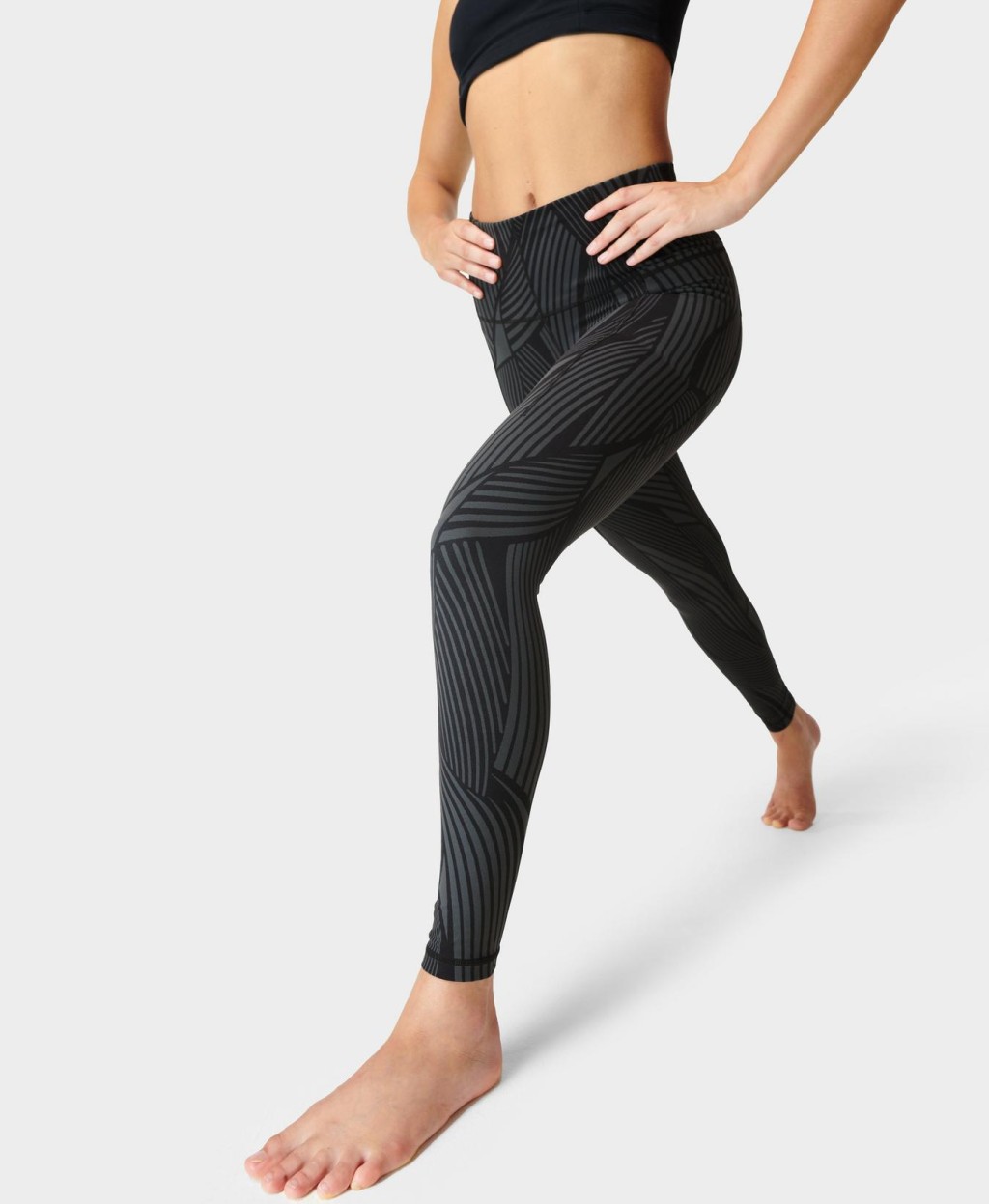 Super Soft 7/8 Yoga Leggings/$980?Sweaty Betty。