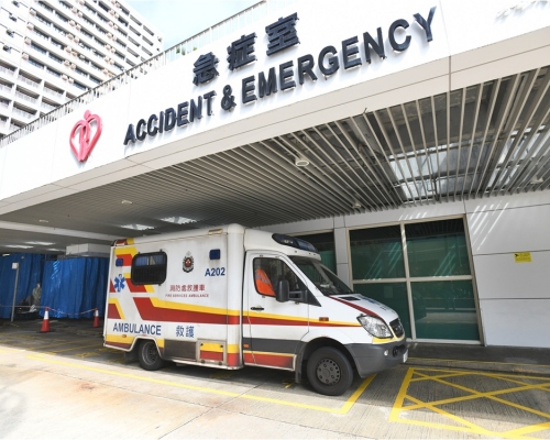 事主已送東區醫院搶救。 資料圖片