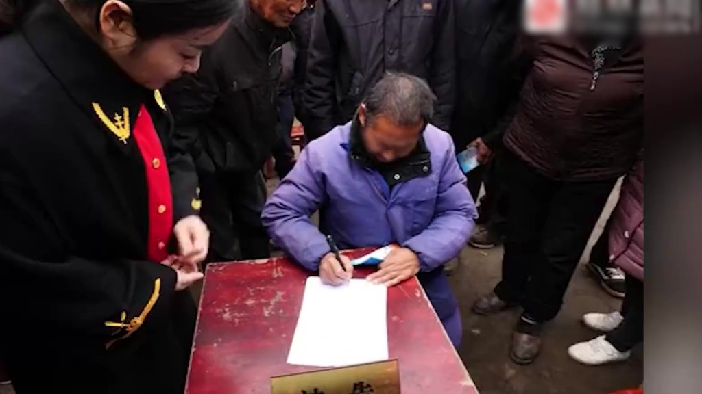 經法官調解，老人與子女就贍養問題達成共識。互聯網圖片