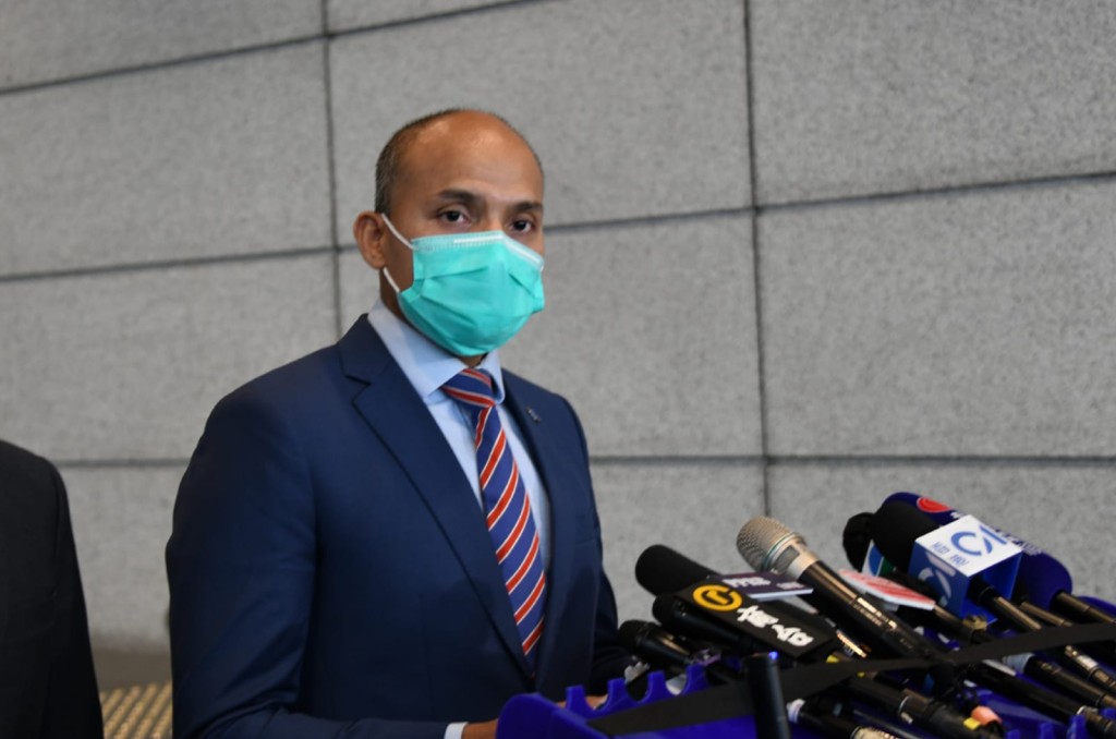 網絡安全及科技罪案調查科警司莫俊傑交代案件。