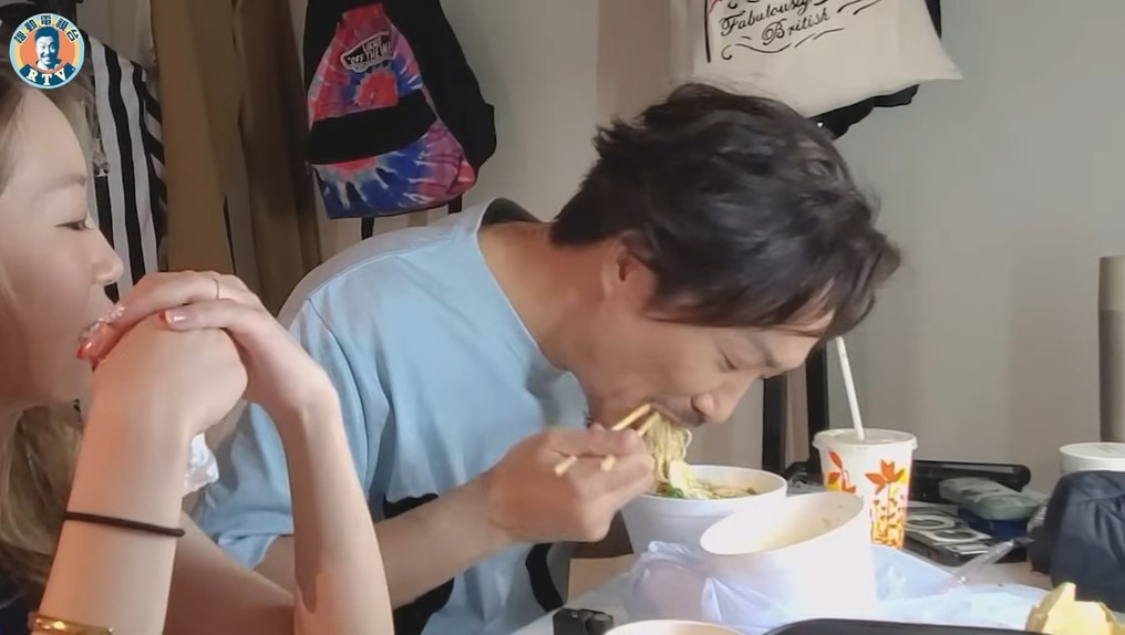 何慶湘的雙眼離不開鄭中基。