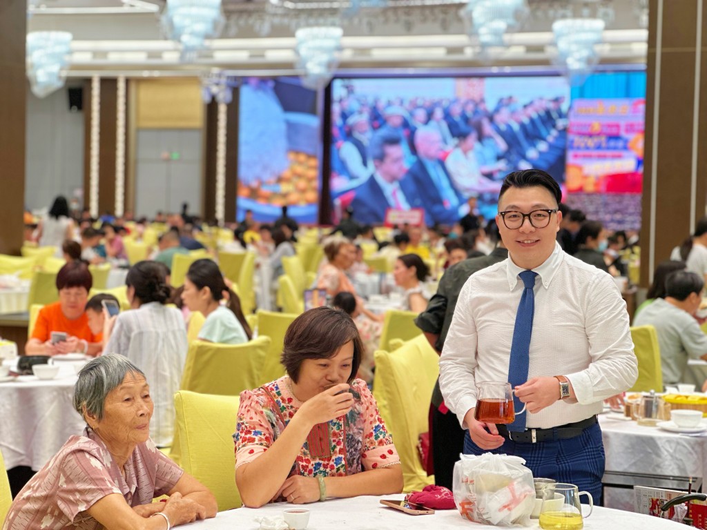 中山小榄公饭店营运总监刘毅中。