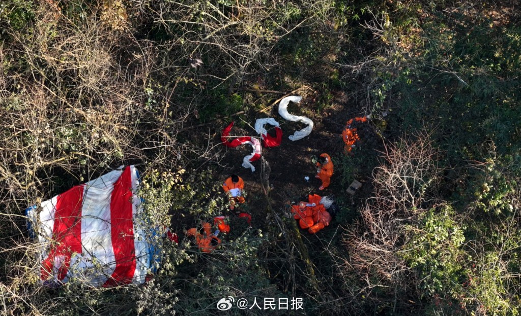 中國太空人完成首次洞穴訓練。人民日報