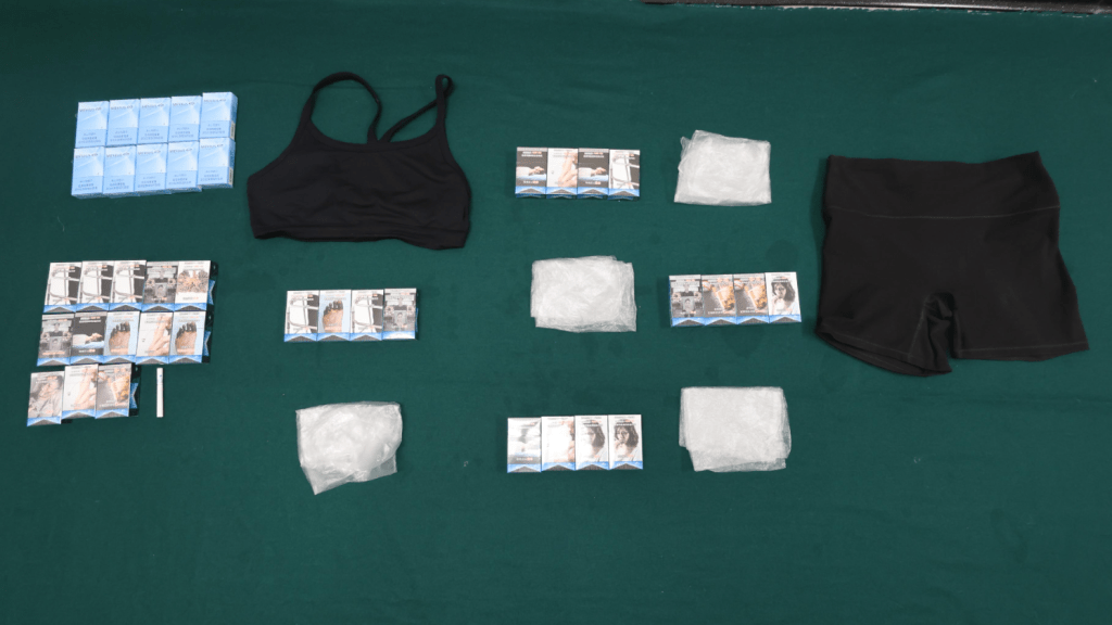 落馬洲57歲過關內地婦被捕 涉Bra Top及貼身褲藏私煙 罪成囚4周