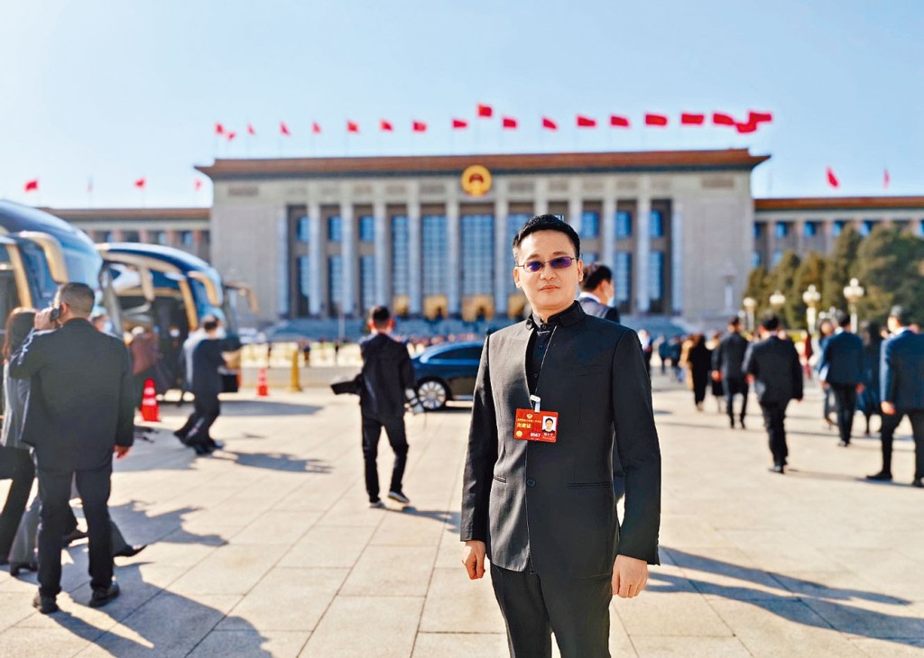 周小平前日在北京参加全国政协预备会议。