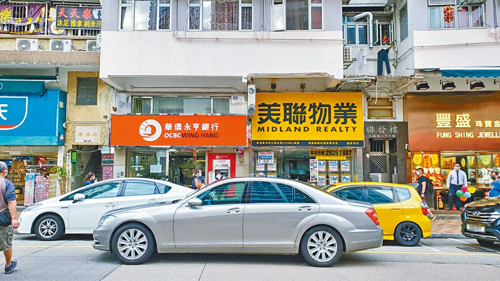 大圍道32至40號聯發樓地鋪，代理行將撤出，由家品店13萬承租。