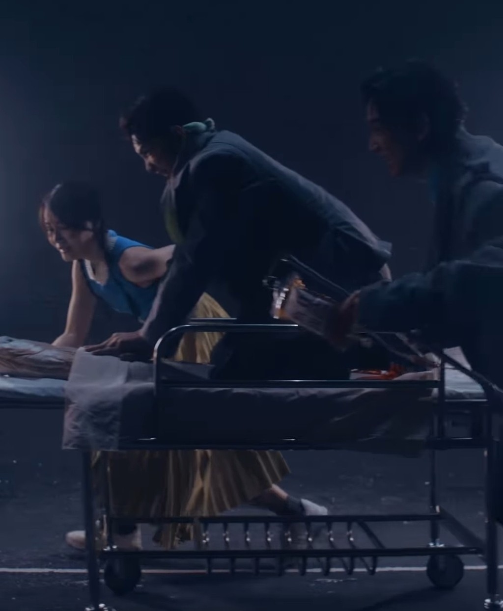 兩位男主角在劇中更有BL（Boys' Love）情節，甚有火花。