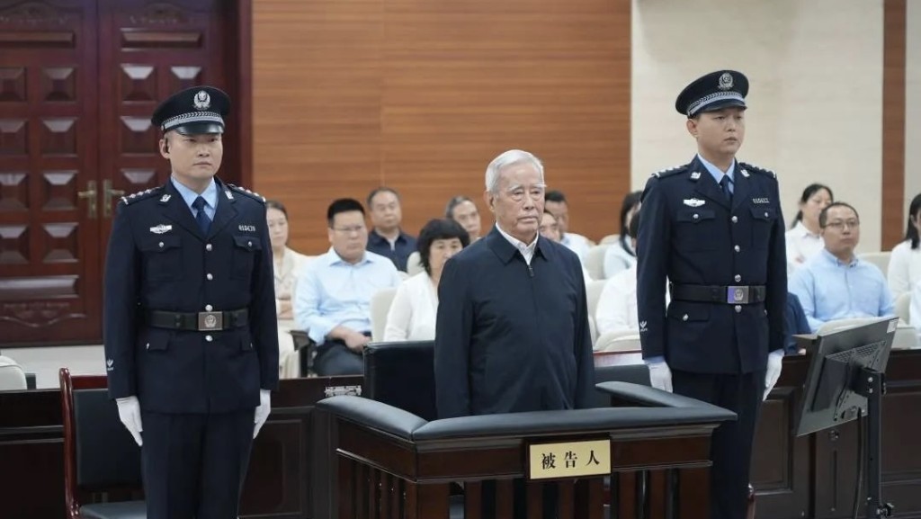 現年74歲的盛光祖受審。