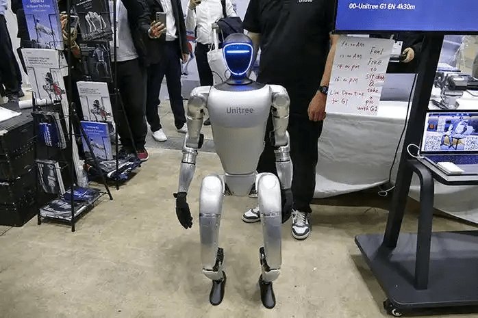 Unitree G1人形機械人，￥9.9萬元起。