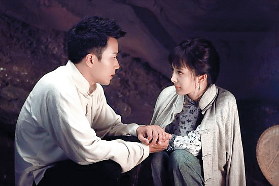 劉愷威與楊冪2011年已經傳拍拖，未夠2年已經閃婚。