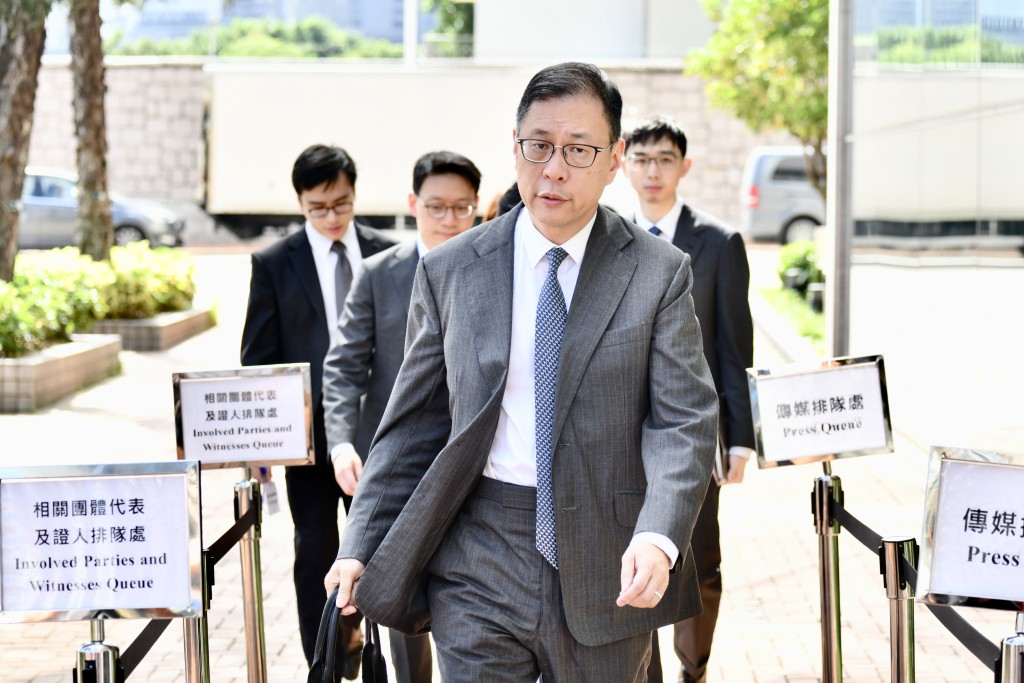 代表委員會的杜淦堃資深大律師。 代表委員會的杜淦堃資深大律師。
