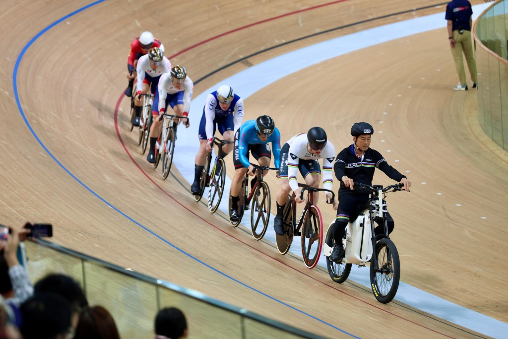 男子凯林赛决赛对手，个个都是世级选手，杜棹熙（右三)难得跟这些强敌同场较量。徐嘉华摄