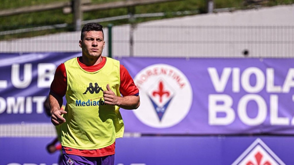 盧卡祖域轉投費倫天拿。 費倫天拿官方Twitter圖片