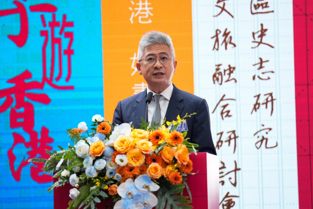 香港特別行政區政府文化體育及旅遊局副局長劉震先生,JP致辭。