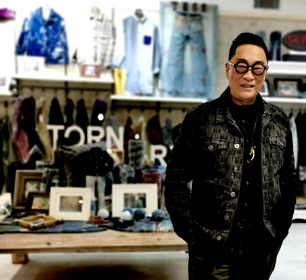 今屆深圳文博會香港館策展人之一兼Tess品牌設計及形象顧問——司徒衞鏞(William)。 今屆深圳文博會香港館策展人之一兼Tess品牌設計及形象顧問——司徒衞鏞(William)。
